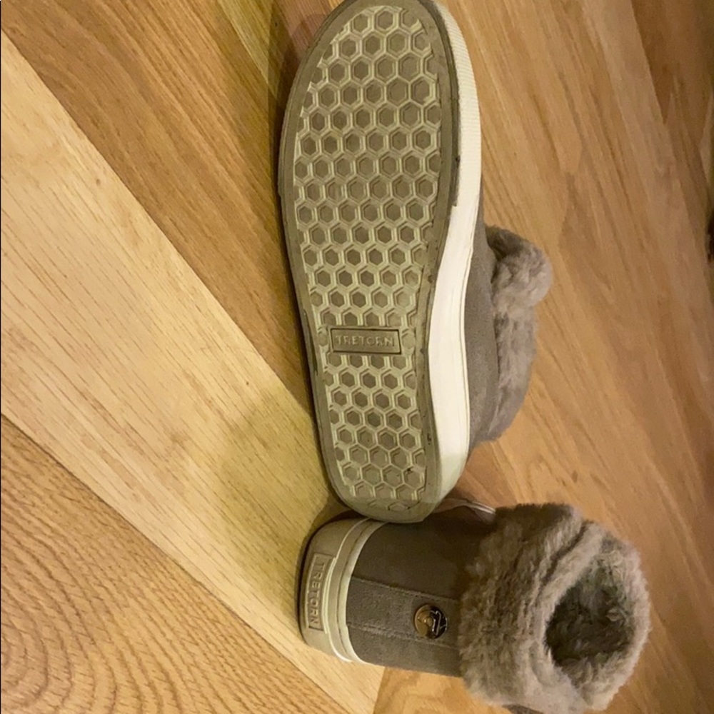 Low Fleeced Lined Boot - image 2